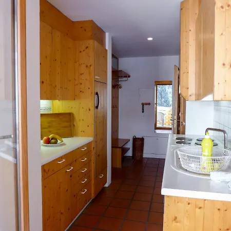 Lägenhet Chesa Maurus A12 By Interhome *