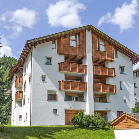 شقة Chesa Maurus A12 By Interhome *